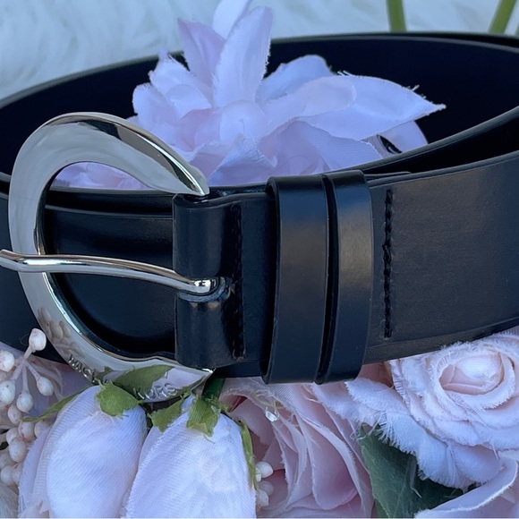 Michael Kors Women's Black Belt - Picture 11 of 14